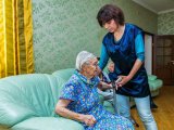 В Набережных Челнах развивается проект «Сиделка»