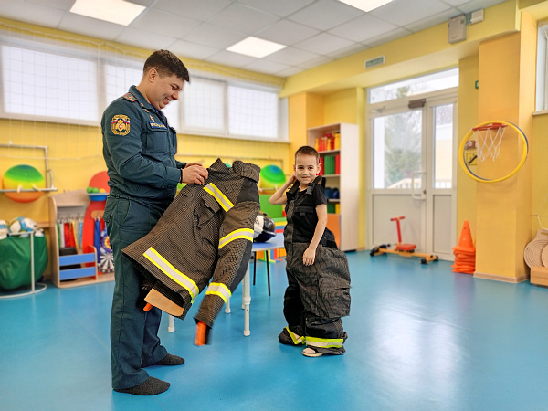 Яр Чаллы балалар бакчасында хәвефсезлек культурасы буенча дәрес узды