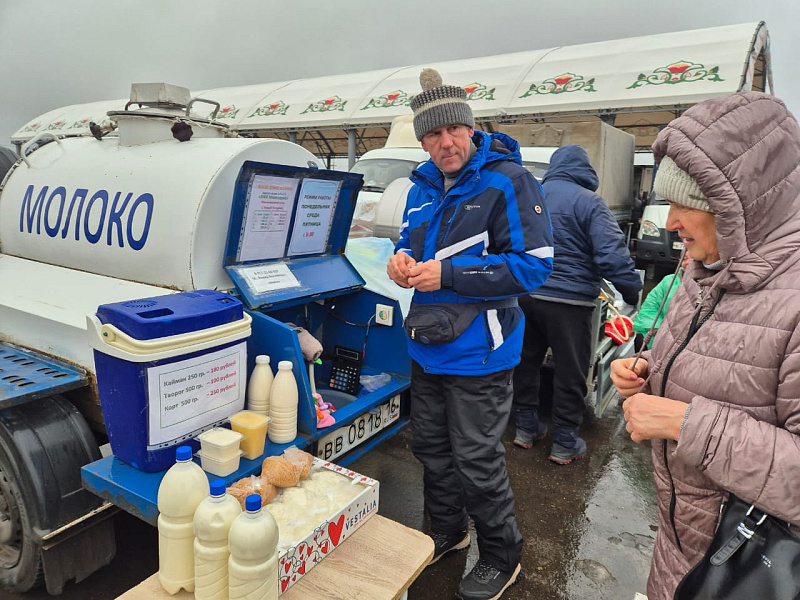 Жители и гости города начинают закупаться продуктами к Новому году