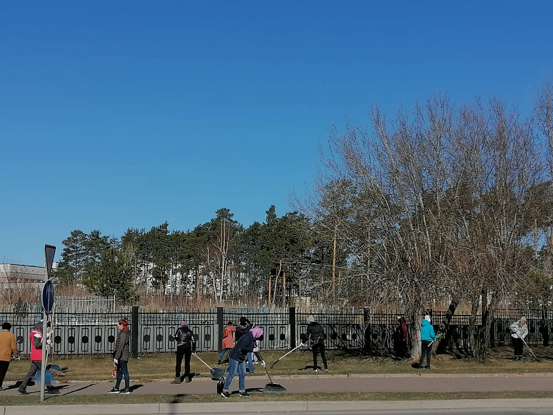 В Набережных Челнах состоялся общегородской субботник