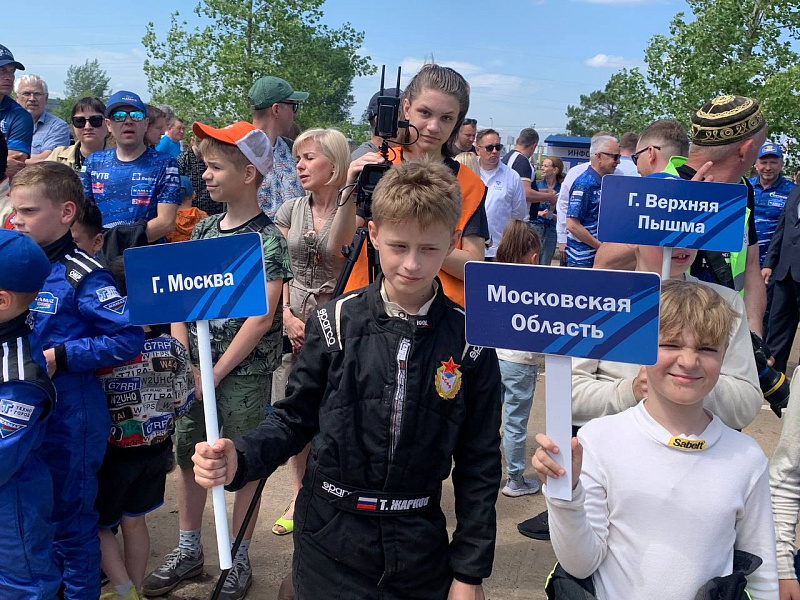 Крутые повороты и трамплины: в Челнах проходит чемпионат по автокроссу