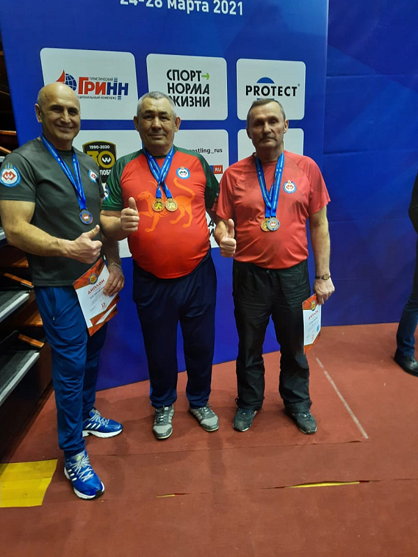 Челнинцы завоевали медали Чемпионата России по армрестлингу