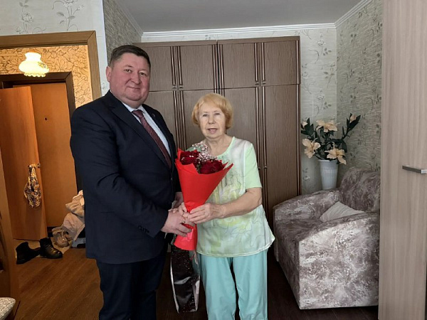 Ветеран встретила 86-летие