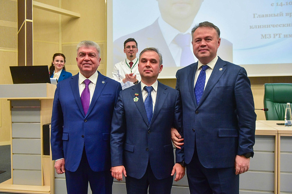 Марату Мухамадееву присвоили звание Почетного гражданина Набережных Челнов