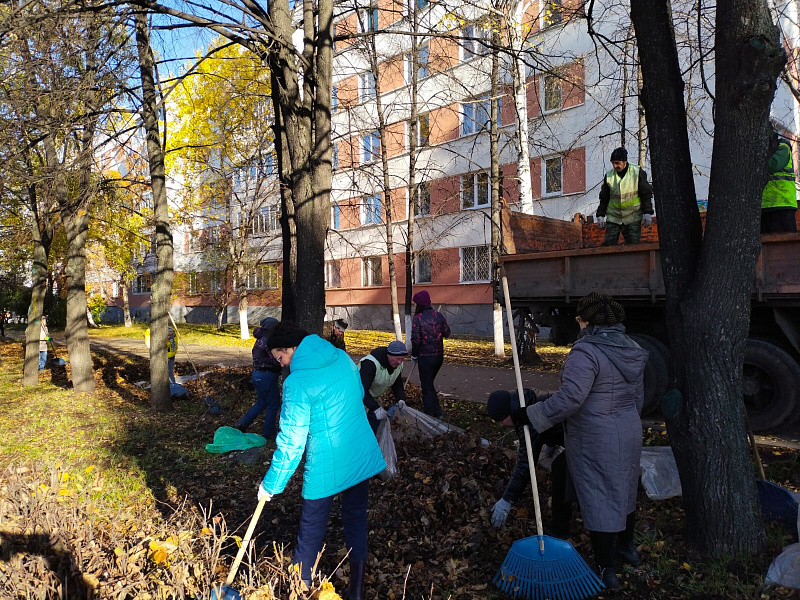 Челнинцы посадили более 13 тысяч деревьев