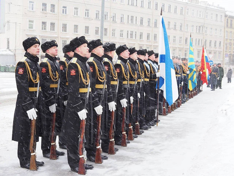 Наиль Магдеев навестил раненых бойцов в Военно‑медицинской академии имени Кирова